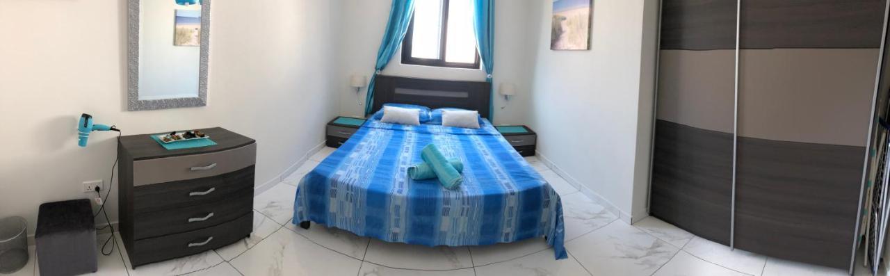 Marsascala Sea View Apartment & Penthouse Марсаскала Екстериор снимка